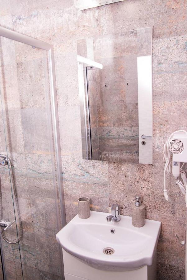 Studio Mamaia Apartment Exterior photo